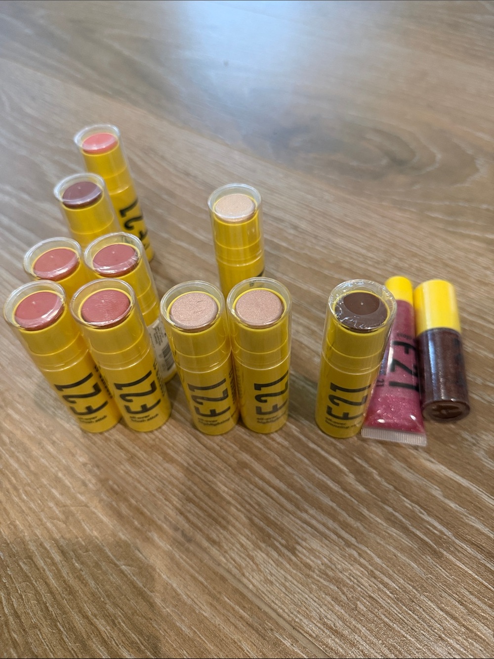Forever 21 New/Sealed Makeup Bundle- 12 pieces
